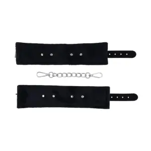 Shadow Handcuffs - Black 6 Shadow Handcuffs - Black bondage cuffs - detail view